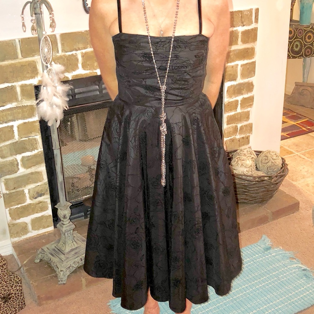 Beautiful Formal Dress!! Black with Floral Design!